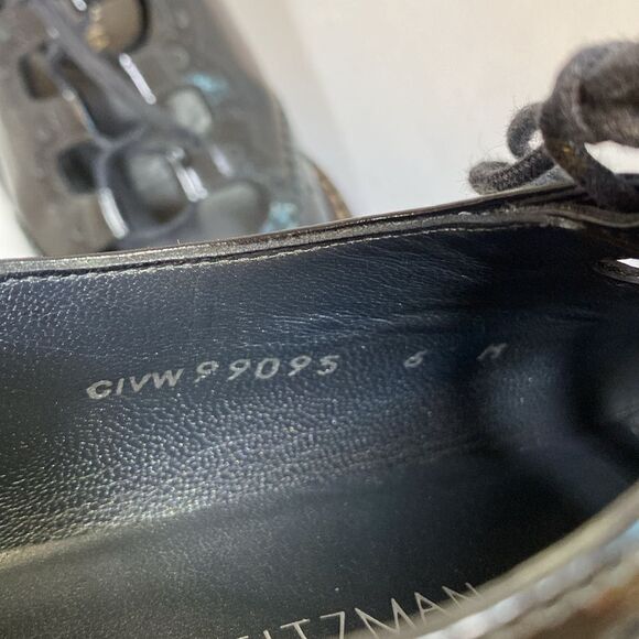 Stuart Weitzman Mrgill Lace-Up
Leather Oxford - Picture 11 of 17